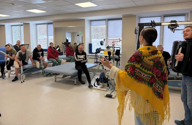 Різдвяна коляда лунає у реабілітаційному центрі Recovery